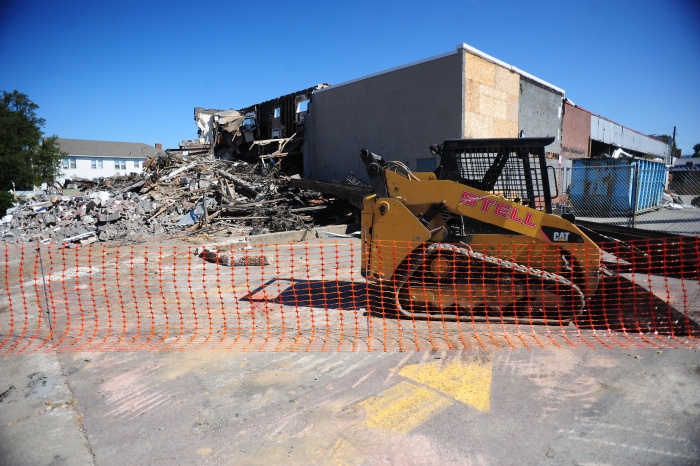 Orangetheory  Fitness and several other businesses are planned for the former CVS  site on Market Street in Kingston. (Mark Moran / Staff Photographer)